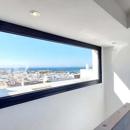 Duplex Con Vista Al Mar Y Garaje A Pie De Casco Antiguo Lejlighed
